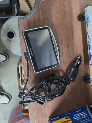 TomTom GO 730 US & Canada Automotive Mountable GPS Receiver go730 WORKS  - Image 1 of 2