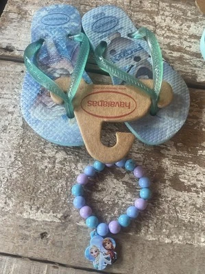 Nuevo con etiquetas Havaianas Disney Frozen Olaf Elsa Niño Pequeño Azul Talla 7 8 Corbatas para el Cabello Lote Foto 1 de 4