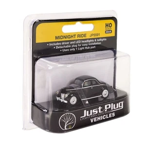 Woodland Scenics 5591 | Just Plug® Vehicles - Midnight Ride | HO Scale - Picture 1 of 4