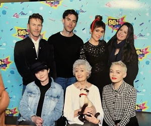 Charmed 90s Con Poster High Quality Print Grams Prue Piper Phoebe Paige Leo 2024 - Bild 1 von 2