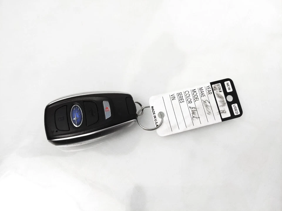 2018-2023 Subaru Outback Keyless Entry Key Fob Transmitter 88835Fl03c - Image 1 of 4