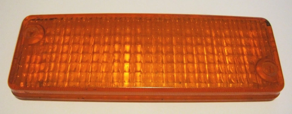 OPEL 1900 SEDAN WAGON ASCONA 1974-75 FRONT TURN LENS NICE Foto 1 de 2