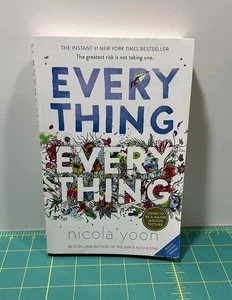 Everything, Everything by Nicola Yoon - Paperback - Picture 1 of 4