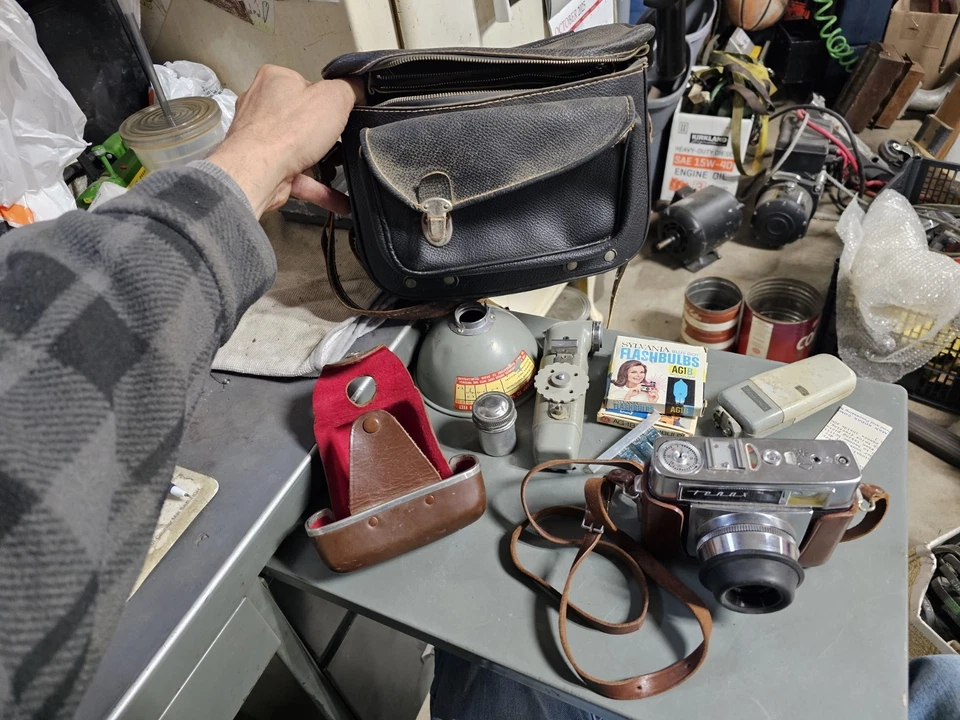 Cámara Tenax Zeiss Ikon de colección con lente Carl Zeiss 50MM F2.8 flash estuche bombillas Foto 1 de 4