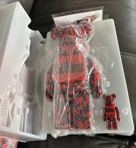 Medicom 400% + 100% Bearbrick ~ THE BIRDS Be@rbrick New Opened Red Black - Picture 1 of 7