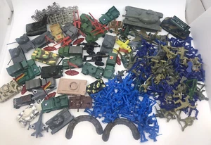 Military Army Figures Tanks Jeeps Jets Cannons & More Large Lot  Mostly Plastic - Picture 1 of 10