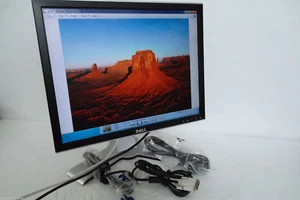 Dell 2007FP UltraSharp 20" LCD Monitor 4-Port USB VGA DVI C9536 G324H 2007FPb - Picture 1 of 11