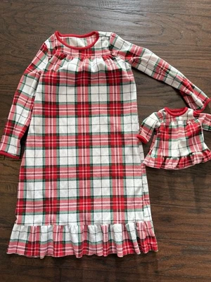 Carters Girls Size 8-10 Plaid Fleece Nightgown With Matching Doll Dress. LN - Image 1 of 4