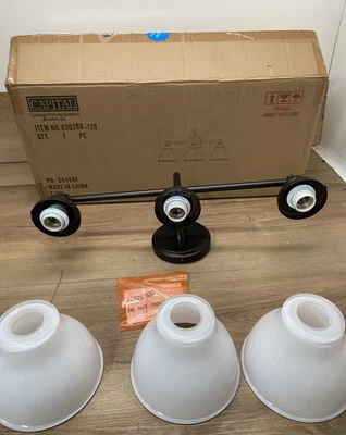 Luz de tocador de baño Capital Lighting 8303BB-128 Baxter 3 luces 24" de ancho Foto 1 de 4