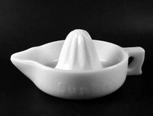 Sunkist Vintage Opaque White Milk Glass Juice Reamer - Picture 1 of 4