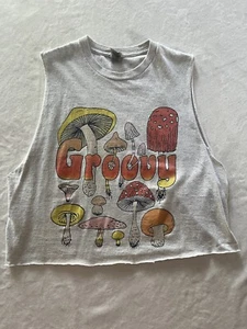 Groovy Cut Off Tee Size Large, Colorful Mushroom Graphic Tshirt, Gildan Cotton - Picture 1 of 6