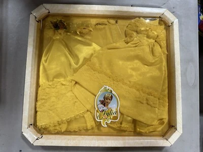 Muñeca Vinilo Robert Tonner JULIA Romance TRAJES un Conjunto de Boda SH Foto 1 de 2