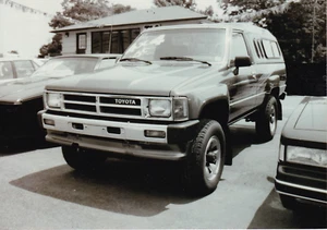 1987 Toyota 4x4 Pick-up Truck Vintage Original Estate Find Found Photograph - Picture 1 of 2