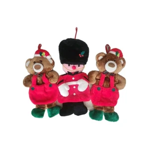 Soldat & 2 Teddybären Weihnachtsstrumpf Plüsch Weihnachtsmänner bester Hänger Vintage 1980 - Bild 1 von 17