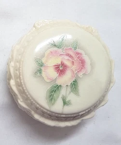 Stiefmütterchen Schmuckkästchen mit Deckel rund pastellfarben weiß Porzellan Andenken Ringe - Bild 1 von 7