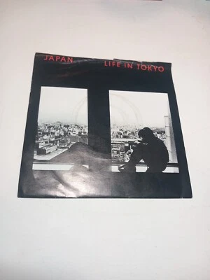 Japan Life In Tokyo 7 Inch Vinyl UK Ariola 1982 silver injection label design - Imagem 1 de 4