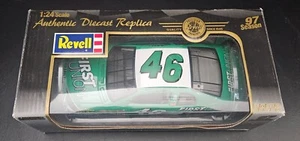 1:24 1997 Wally Dallenbach Jr #46 First Union Chevy by Revell Authentics - Picture 1 of 4
