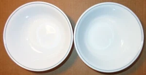 ¿Lirio azul Corelle o violetas country? ¿IMPRESIÓN DE VERANO? CUENCOS AZUL GRIS RAYA - Imagen 1 de 4