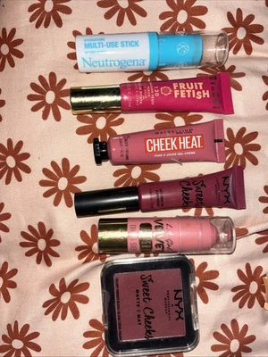 Makeup Blush Products - Image 1 of 3