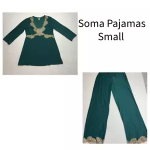 Soma grüner Strick-Pyjama 2-teiliges Set Damen kleiner Spitzenbesatz Blumenmuster V-Ausschnitt gebraucht, in einwandfreiem Zustand - Bild 1 von 12