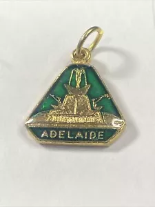 Adelaide Australia Travel Charm Souvenir Vtg Green Small - Picture 1 of 6