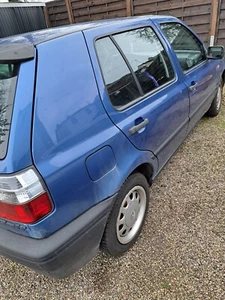 vw golf 3 Blau 75PS Motor Und Getriebe Top Allwetterreifen Neu Tüf Und Scheinwer - Bild 1 von 14