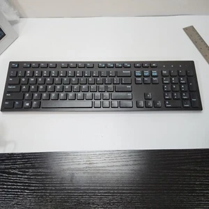 Dell KM636 English Language Wireless Only Keyboard - Black - Picture 1 of 7