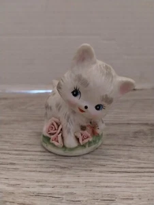 Napco Kitten Figurine With Butterfly and Flowers C-8616 - Picture 1 of 4