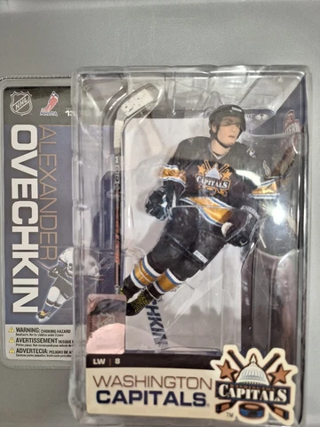 Alex Ovechkin in Chase Black Washington Capitals NHL McFarlane Series 13 Figure Cover