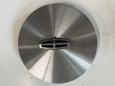 (1) 1988-1997 Lincoln CONTINENTAL Wheel Center Cap HUB COVER METAL E80C-1A096-AA - Image 1 of 2