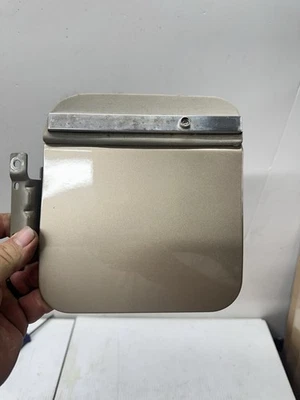 2006-2011 Cadillac DTS  Fuel Gas Tank Door  Lid Flap Tested Oem Gold Tan Top T24 - Image 1 of 4
