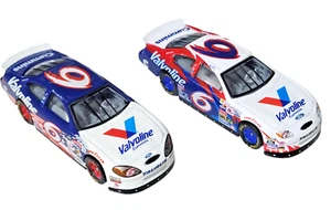 (2) Racing Champions Nascar 2000 Mark Martin Ford Taurus Valvoline Cummins -1:64 - Bild 1 von 5