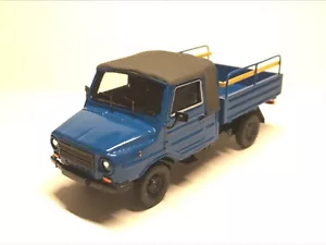 Luaz-13021 Tonabnehmer 4x4, ""Hausgemachter Druckguss"", einer von 15 (fast Kleinstauto) - Bild 1 von 8