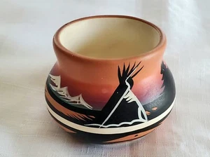 Vintage Cedar Mesa Vase Navajo Native American Pottery 3" Handpainted Signed - Picture 1 of 10