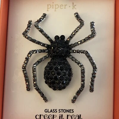 Piper K Creep It 真银色和黑色玻璃水晶蜘蛛胸针 全新带盒 — 第 1/4 张图片