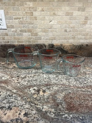 Juego de vasos medidores de vidrio de 3 piezas PYREX - transparente Foto 1 de 4
