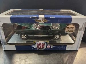 M2 Machines Carroll Shelby 1966 Ford 66 Mustang GT350S R44 14-12 Green 1:24 - Picture 1 of 5