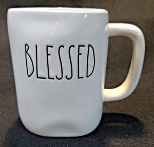 Taza Rae Dunn “BLESSED” Colección Artesanal Cerámica Blanca - Usada en Excelente Condición - Imagen 1 de 4