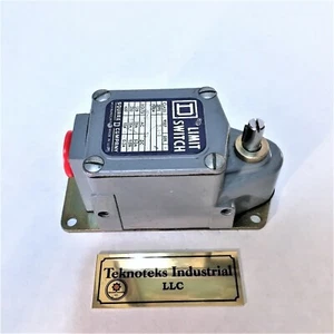 INTERRUPTOR LÍMITE CUADRADO CLASE D 9007 / TUB3 SER A - Imagen 1 de 4