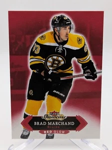 💥 2016-17 Upper Deck Fleer Showcase Red Glow Brad Marchand #80; Bruins - Picture 1 of 2