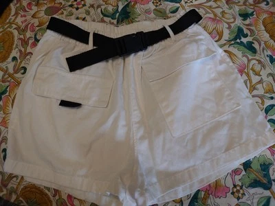 Primark 8 Cotton White Shorts Black Belt - Image 1 of 4