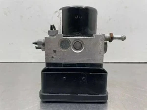 2014-2017 Jeep Patriot ABS Anti-Lock Brake Pump Module Assembly W/O Hill Assist - Picture 1 of 9