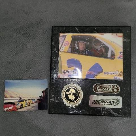 Richard Petty NASCAR Driving Experience Plaque Michigan International Speedway Cover