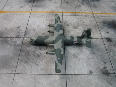 Herpa 508193 - Lockheed C-130 H Hercules, RNLAF, 334 Sqd, 1:500 - Bild 1 von 4