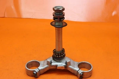 Yamaha YZF R1 2004-2005 OEM HORQUILLA DELANTERA RECTA ABRAZADERA INFERIOR TRIPLE ÁRBOL VÁSTAGO Foto 1 de 4