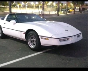 CHEVROLET CORVETTE 1984 Z51 - Picture 1 of 6
