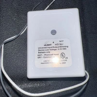 Módulo de atenuación de entrada/salida de dispositivo Acuity Controls nLight NIO NLI 10 VDC 10 mA Foto 1 de 4