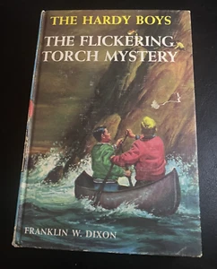 The Hardy Boys #22: The Flickering Torch Mystery 1943 HB Franklin Dixon - Picture 1 of 13
