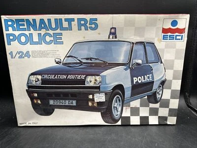 Vintage Renault R5 Police Car 1/24 Model Esci 3040 Made In Italy - Image 1 of 4
