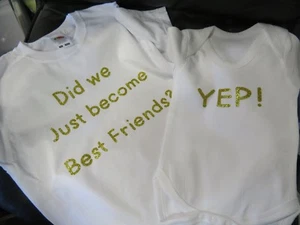 2er Set - Sind wir gerade beste Freunde geworden ideales Geschenk T-Shirts, Weste, Lätzchen - Bild 1 von 9